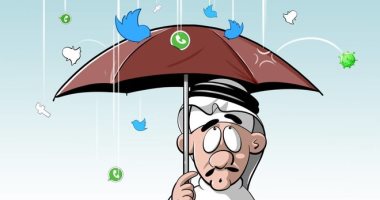 كاريكاتير صحيفة سعودية يسلط الضوء على سلبيات التواصل الإجتماعى 