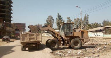 محافظة البحيرة تستجيب لصحافة المواطن وترفع القمامة من منطقة المحمودية  
