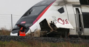 إصابة 22 شخصا جراء خروج قطار عن مساره بفرنسا 