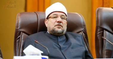 فيديو.. وزير الأوقاف يقترح منح الدكتوراه بنظام الأزهر القديم "شيخ العامود"