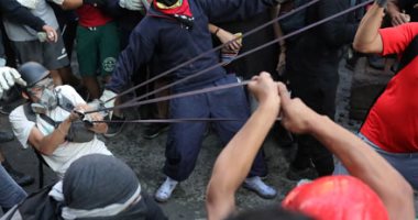 استمرار الاشتباكات بين المتظاهرين وقوات الأمن فى تشيلى 
