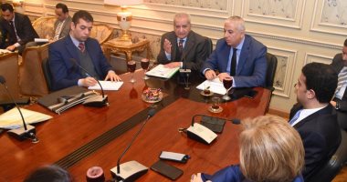 وزير الإسكان: حل مشكلة فصل الحدود الإدارية بين الإسكندرية والمجتمعات العمرانية