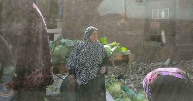 سوق محلة أبو على العشوائى يغلق طريق المحلة المنصورة والأهالى يناشدون المحافظ بإزالته