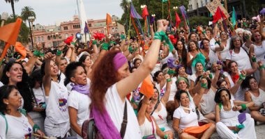 يوم بلا نساء.. إضرابات بالمكسيك والأرجنتين بعد مسيرات فى يوم المرأة 
