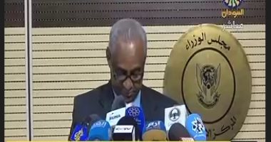 وزير الإعلام السودانى: موكب رئيس الوزراء تعرض لتفجير إرهابى وإطلاق نار