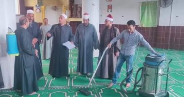 أوقاف المنيا : رش المطهرات بالمساجد لتجنب الإصابة بالأمراض المعدية 