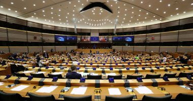 البرلمان الأوروبى يرفع الحصانة عن 3 نواب من إقليم كتالونيا