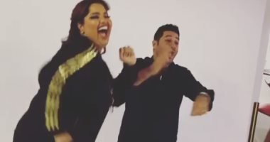 فيديو.. الكويتية هيا الشعيبى وهشام الهويش يرقصان على "بنت الجيران"