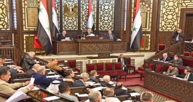 الحكومة السورية تقدم للبرلمان برنامج عملها