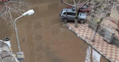 قارئ يطالب ببسرعة شفط مياه الأمطار بشارع محمد كامل مرسى بالمهندسين