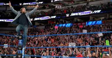 لأول مرة.. WWE تنقل الليلة بثا مباشرا لـ"SmackDown" بدون جمهور بسبب كورونا