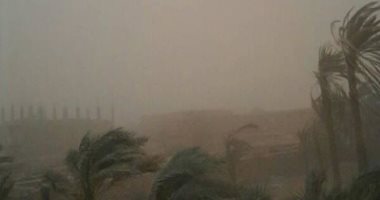 قارئ يشارك بصور للعاصفة الترابية الشديدة فى مركز إدفو بأسوان