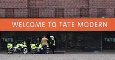 متحف تيت مودرن البريطاني يرفض الإغلاق رغم إصابة أحد العاملين بكورونا