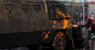 استمرار الاشتباكات بين المتظاهرين والأمن فى تشيلى 