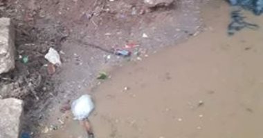 انفجار كابل كهرباء بسبب وصول مياه الأمطار له بقرية شبرامنت