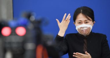 الصين تخترع كمامة خاصة بضعاف السمع لتسهيل لغة الإشارة