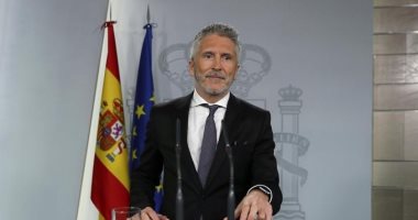 وزير الداخلية: إسبانيا تدرس إغلاق الحدود لمحاربة كورونا