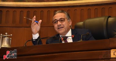 رئيس محلية النواب لـ"خالد أبو بكر": تشكيل لجنة بكل محافظة للتعامل مع التراخيص