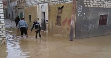 أهالى قرية العقدة بالشرقية يطالبون بشفط مياه الأمطار المتراكمة