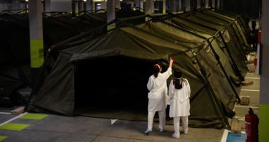 إسبانيا تنشئ مخيمات لاستقبال المزيد من المصابين بفيروس كورونا