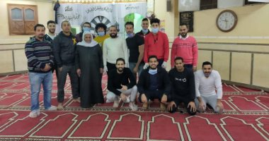 شباب شبرا الخيمة يطلقون مبادرة لتطهير المساجد والشوارع ضد فيروس كورونا