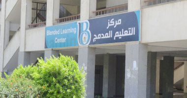 صور.. بث المقررات الدراسية لبرامج التعليم المدمج بجامعة المنيا لـ10 جامعات حكومية