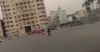 ميدان التحرير خالى من المارة قبل بدء الحظر لليوم الثالث.. فيديو
