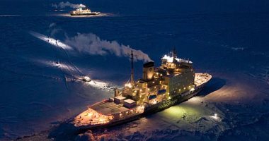100 عالم عالق على متن سفينة أبحاث فى القطب الشمالى بسبب كورونا