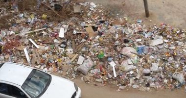 سيبها علينا.. شكوى من انتشار القمامة فى منطقة الزيتون بالقاهرة