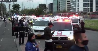 مسيرة بسيارات الإسعاف فى كولومبيا احتجاجا على عدم توفر معدات علاج كورونا.. فيديو