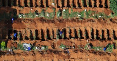البرازيل تبنى مئات المقابر الجديدة لزيادة عدد وفيات فيروس كورونا بالبلاد