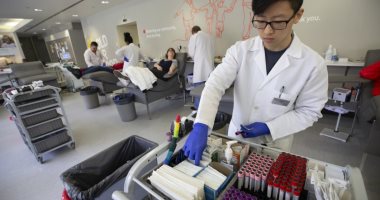  مراكز الدم الأمريكية تجمع بلازما المتعافين لعلاج الحالات الخطيرة من كورونا
