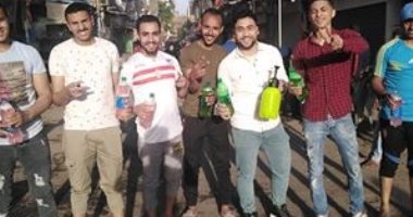 لمواجهة كورونا.. حملة شبابية بحى المنيب لتعقيم وتطهير الشوارع