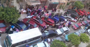 قارئ يشكو انتشار الباعة الجائلين وإقامة سوق بشارع أحمد فؤاد بمدينة نصر     