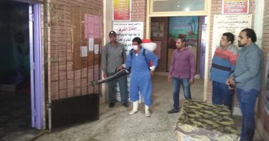 مجلس مدينة القصير يتابع عملية تطهير المدارس والمنشأت الحيوية ..صور 