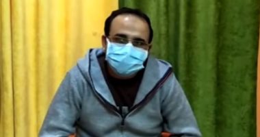 رحلة طبيب متعافى من "كورونا" بعد خروجه من مستشفى العزل بمدينة قها.. فيديو