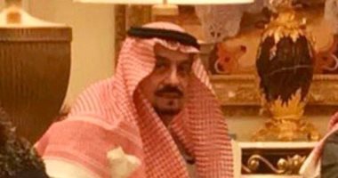 "بخير وبأتم صحة وعافية".. أمير الرياض يكذب "الجزيرة" وينشر صورة من منزله