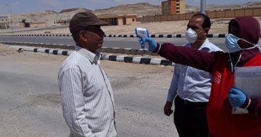 صحة شمال سيناء تجرى فحوصات طبية على مدخل مدينة الحسنة لمواجهة كورونا