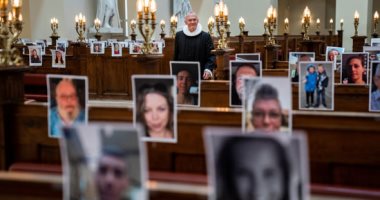 كنائس العالم تصلى على ضحايا كورونا وسط غياب تام لاحتفالات عيد الفصح