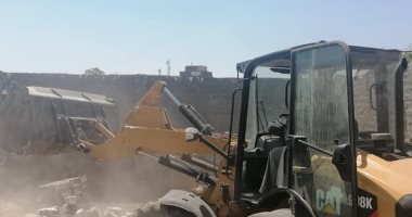 إزالة التعديات على الاراضى الزراعية وتطهير شوارع أخميم بسوهاج 