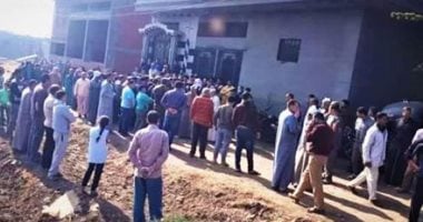 فيديو.. تجمهر المواطنين لمنع دفن طبيبة مصابة بكورونا فى قرية شبرا البهو بالدقهلية