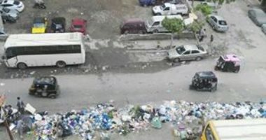 سيبها علينا.. شكوى من انتشار القمامة في شارع سيدى بشر بالإسكندرية   