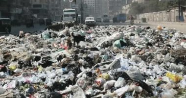  سيبها علينا .. شكوى من انتشار القمامة بالشارع الجديد بمنطقة شبرا الخيمة