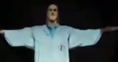 إضاءة تمثال المسيح فى البرازيل بملابس الأطباء تكريما للأطقم الطبية.. فيديو