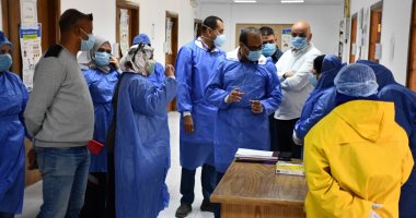 مغادرة 4 حالات جديدة لـ"عزل أسوان" بعد تعافيهم من فيروس كورونا
