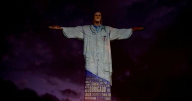 إضاءة تمثال المسيح بالبرازيل تكريما للطواقم الطبية فى جائحة كورونا