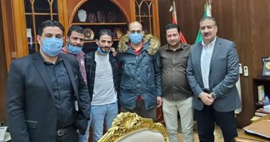 لمواجهة فيروس كورونا..الحزب العربى يتبرع بمستلزمات طبيه لمحافظة المنوفية