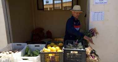 مركز الداخلة يعلن فتح منافذ لبيع الخضر والفاكهة للمواطنين بأسعار مخفضة