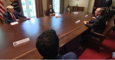 ترامب يلتقى مع متعافين من فيروس كورونا ويستمع إلى قصص نجاتهم