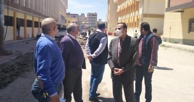 محافظ شمال سيناء يتفقد العمل بمجلس مدينة العريش ومنشآت قصر الثقافة الجديد